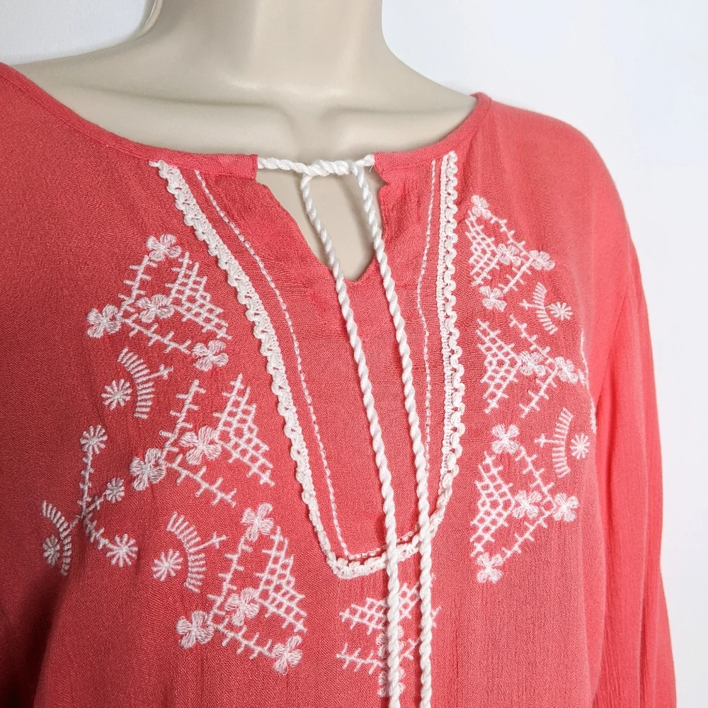 Hannah boho embroidery 3/4 sleeve top‎ coral. New With Tag sz:S